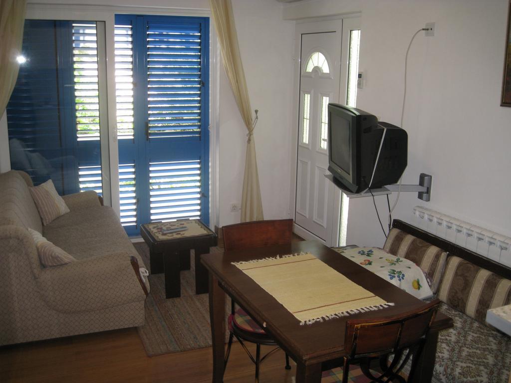 Apartmani Famelja Jovanovic Ilha Ilha Sveti Stefan Quarto foto