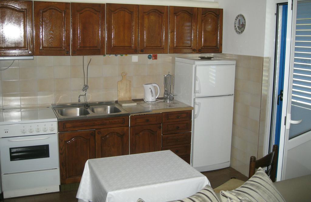 Apartmani Famelja Jovanovic Ilha Ilha Sveti Stefan Quarto foto