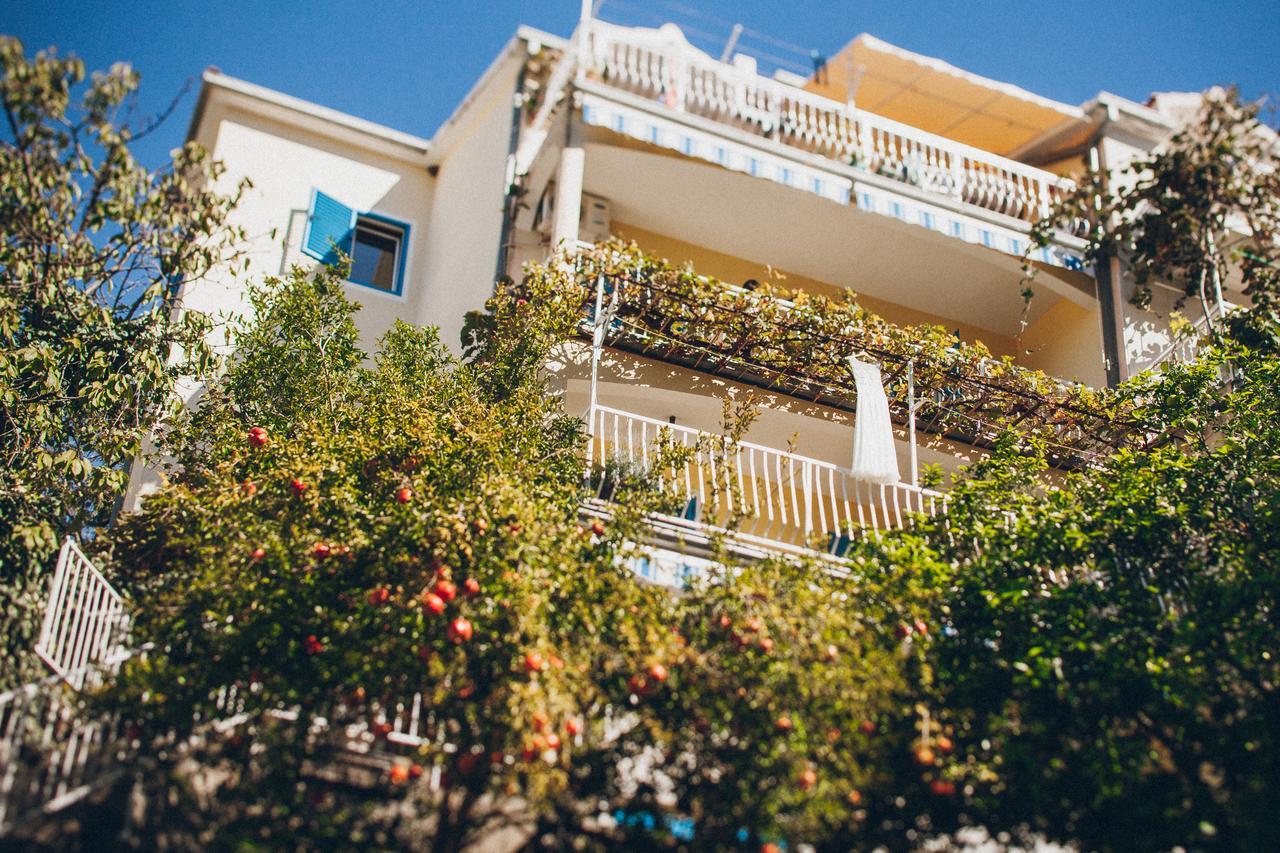 Apartmani Famelja Jovanovic Ilha Ilha Sveti Stefan Exterior foto
